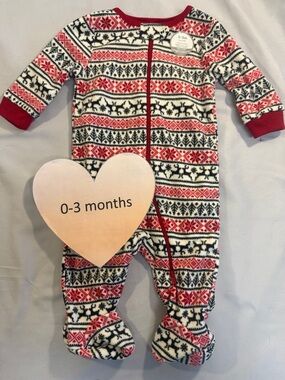 NWT - fleece footed newborn Christmas  sleeper. Size 0-3 months